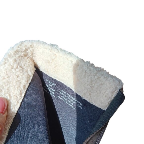 Blondo Waterproof Suede Ankle Boots Women’s Size 9 Taupe Shearling Lined Winter - Picture 8 of 13